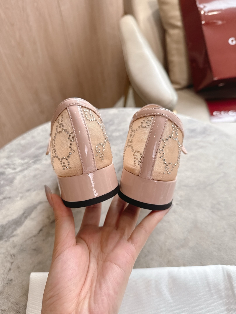 Gvc*1 flat shoes